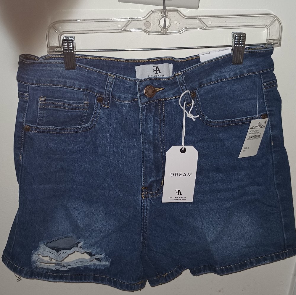 NWT women's flying Angel high rise distressed stretch denim shorts 15/32